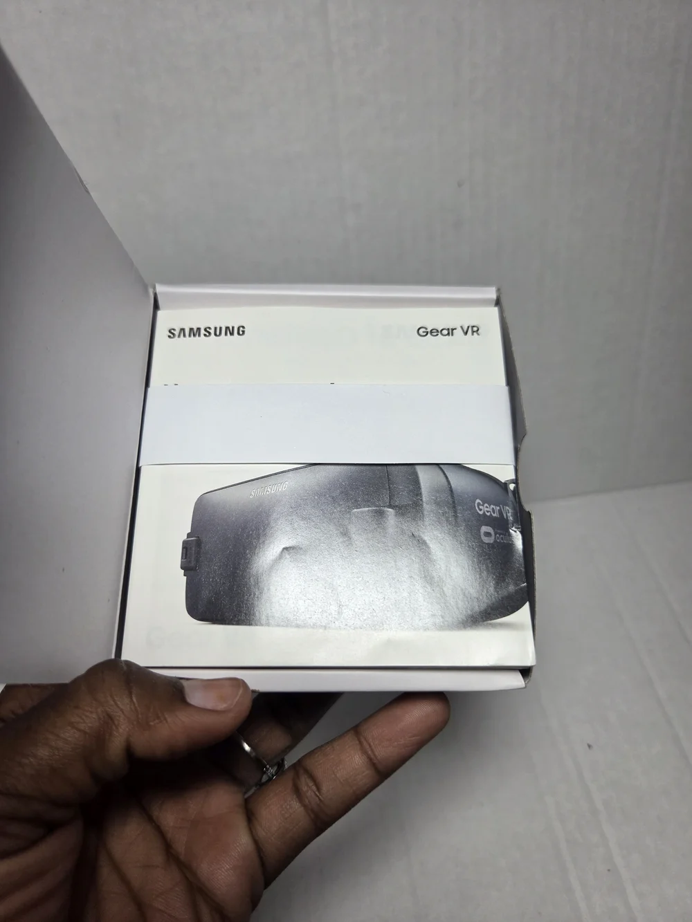 Samsung Gear VR Black Smartphone Headset Micro USB 5.7in w/ Box Strap & Cable